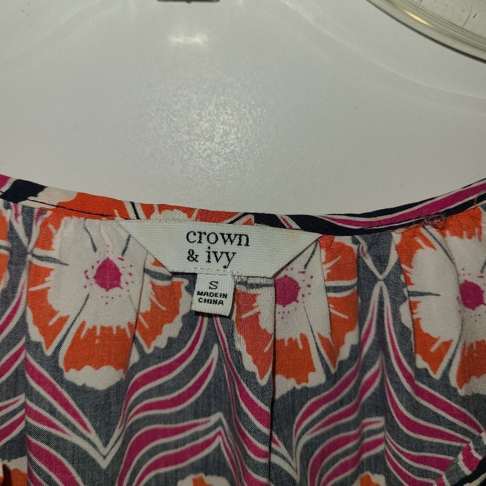 Crown & Ivy Boho Peasant Blouse - Picture 6 of 10